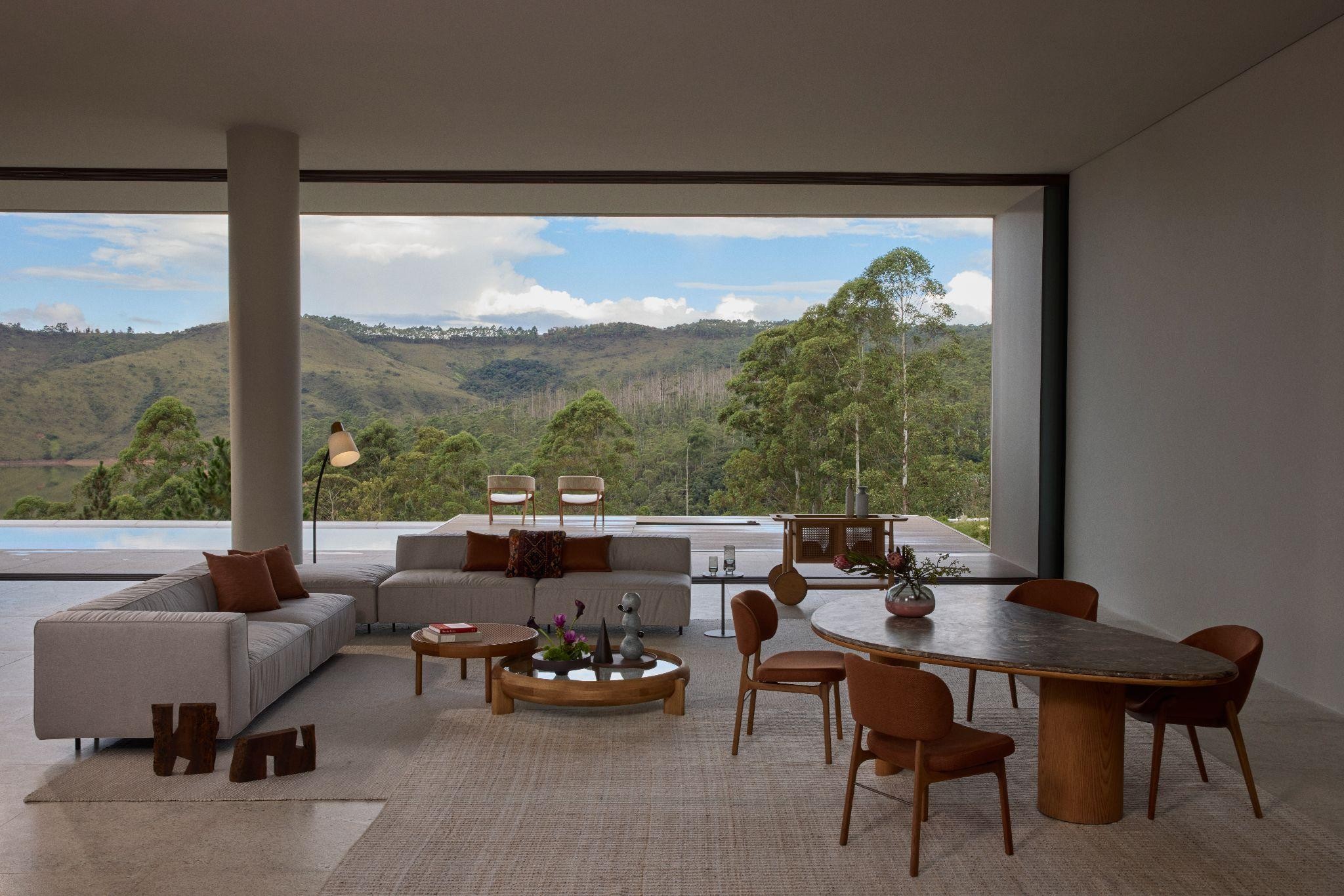 Estar e jantar: ambiente conjugado traz conforto e funcionalidade.